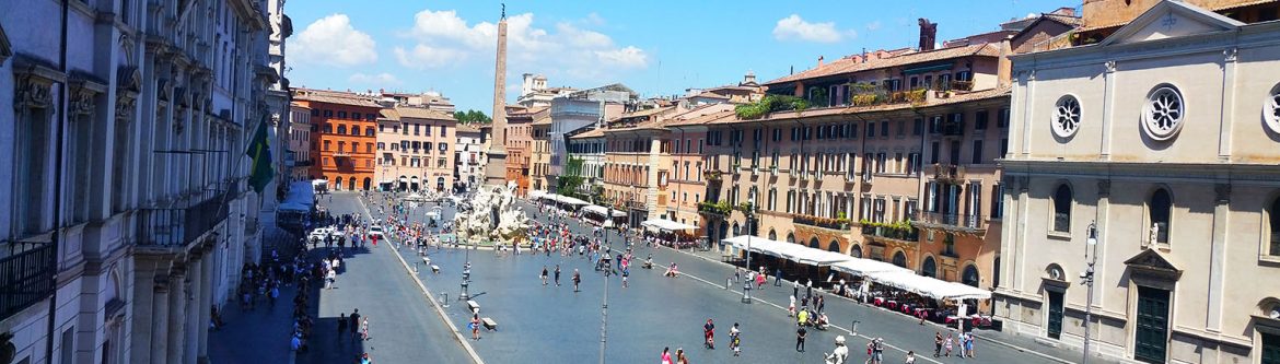 Piazza Navona Holiday Rome