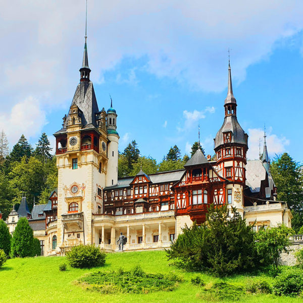 Peles Castle, Sinaia | The most beautiful castle in Romania
